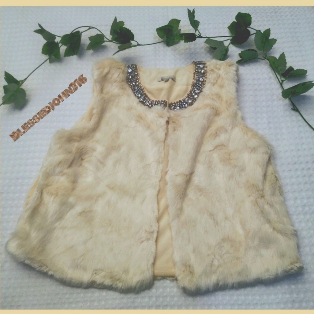 Womens Faux Fur Vest